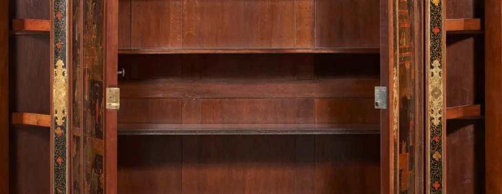 Rare Louis XV Ormolu-Mounted Tulipwood and Chinese Lacquer Cabinet - Image 12