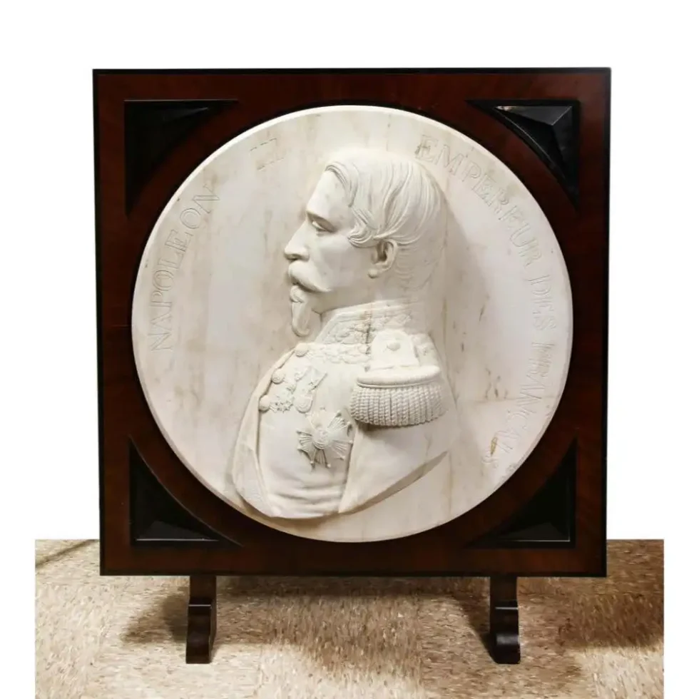 Museum Quality French White Marble Roundel Relief of Emperor Napoleon III, 1860 - Image 2