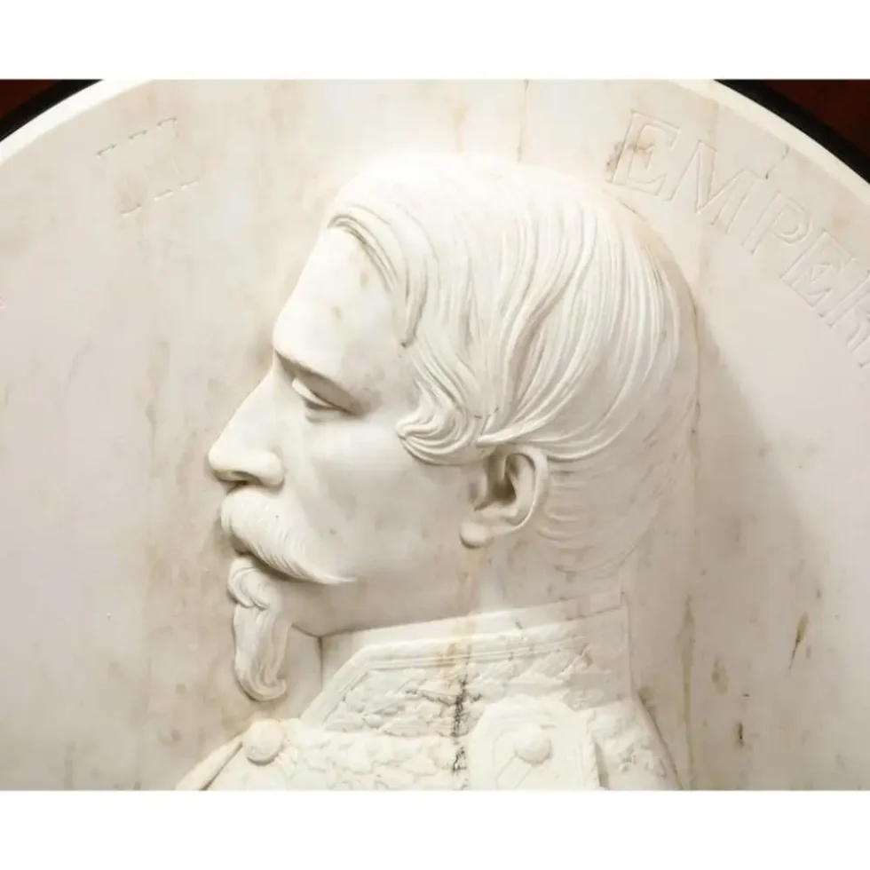 Museum Quality French White Marble Roundel Relief of Emperor Napoleon III, 1860 - Image 10