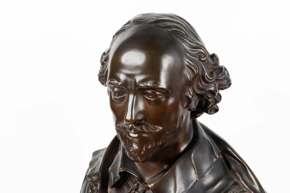 A Monumental French Patinated Bronze Bust of William Shakespeare, after Houdon - Image 5