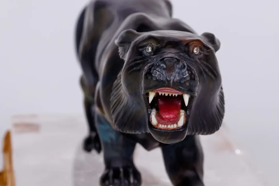 Rare Carved Hawk's Eye Agate Tiger on a 14K Gold Mounted Rock Crystal Base - Image 11