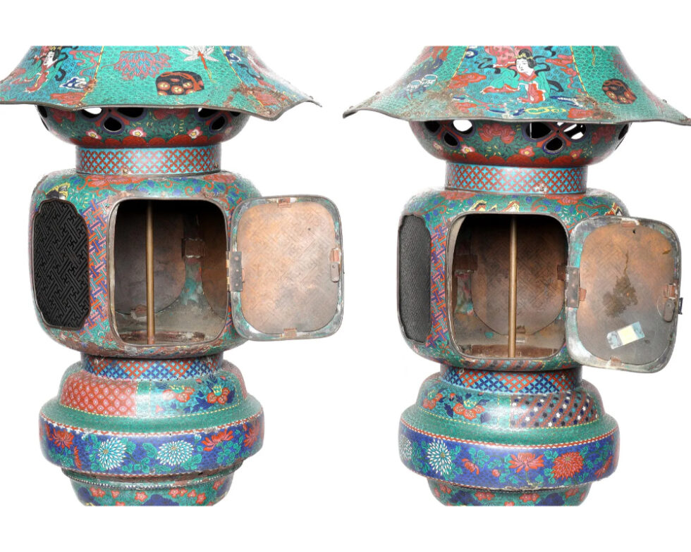 Large Pair of Japanese Cloisonne Enamel Lanterns Attributed to Kaji Tsunekichi - Image 3