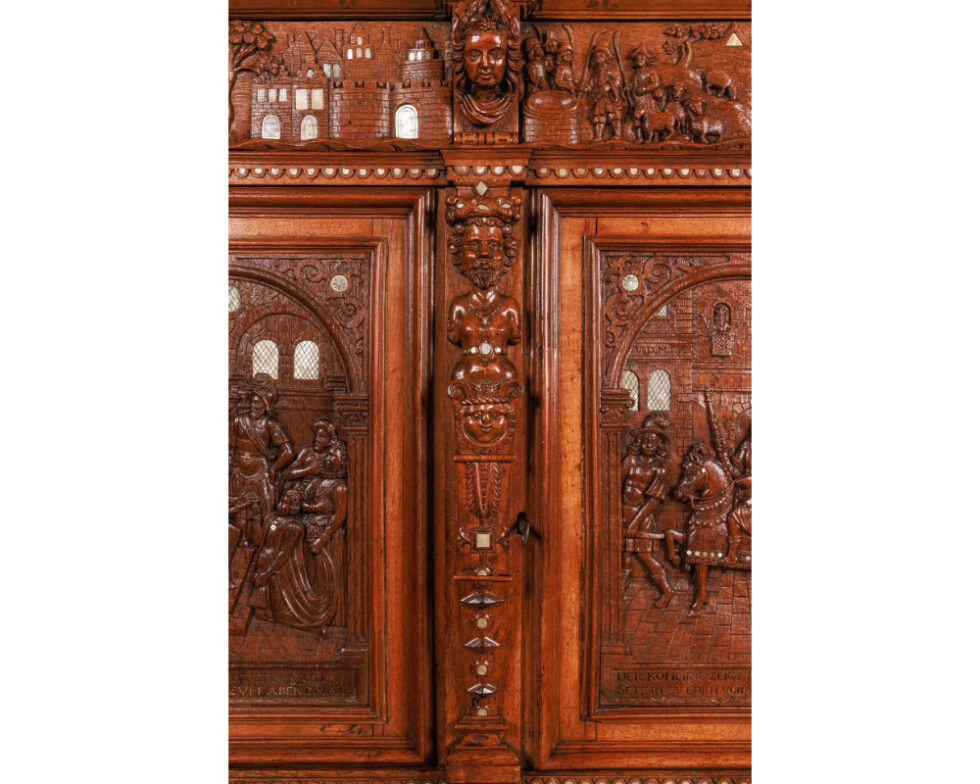 A Rare and Important Renaissance "Judaica" Carved Oak Wood Cabinet - Image 6
