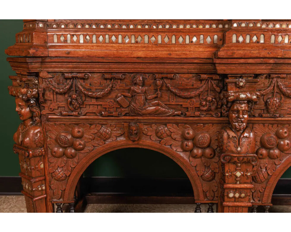 A Rare and Important Renaissance "Judaica" Carved Oak Wood Cabinet - Image 7