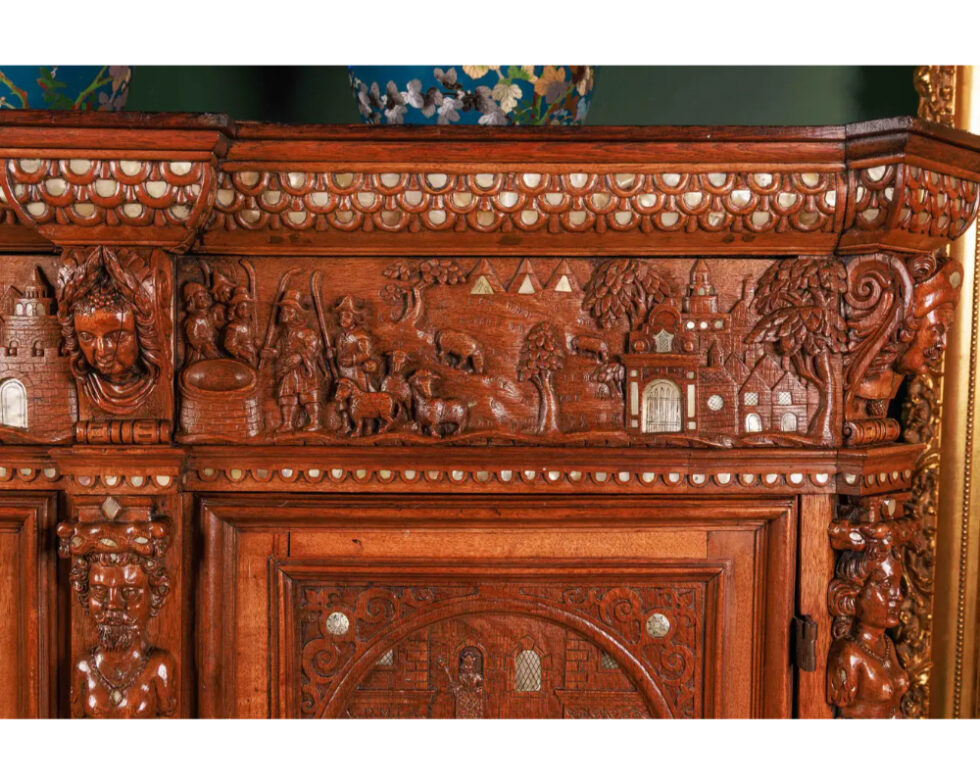 A Rare and Important Renaissance "Judaica" Carved Oak Wood Cabinet - Image 10