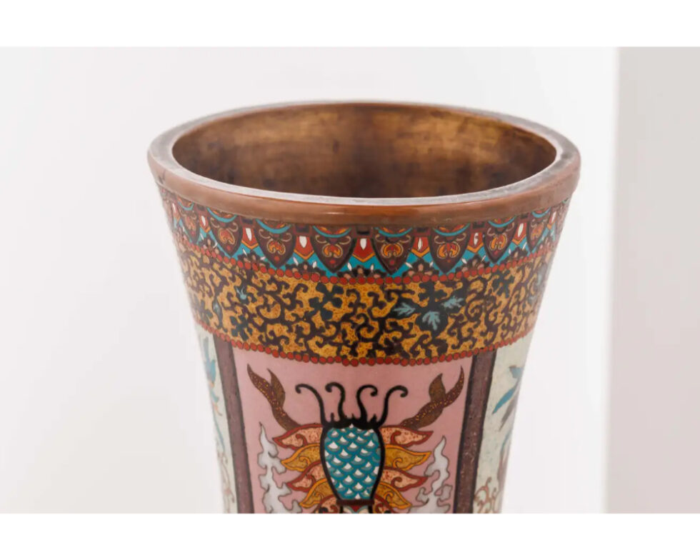 Large Pair of Japanese Cloisonne Enamel Vases Attributed to Honda Yasaburo - Image 4
