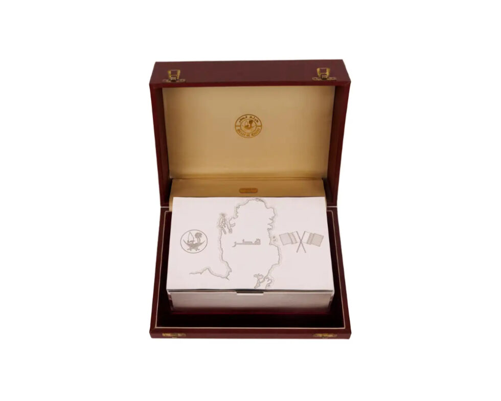 State of Qatar and Grant Macdonald, a Rare Silver Humidor Box - Image 6