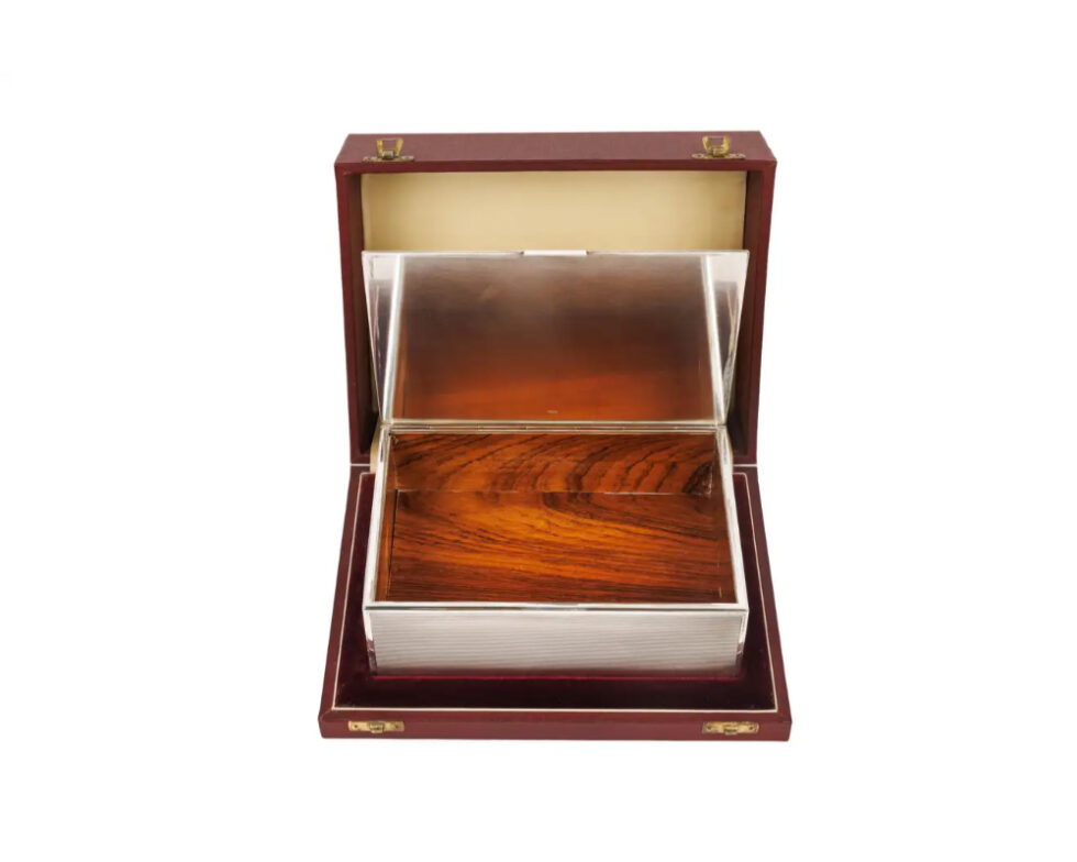 State of Qatar and Grant Macdonald, a Rare Silver Humidor Box - Image 7