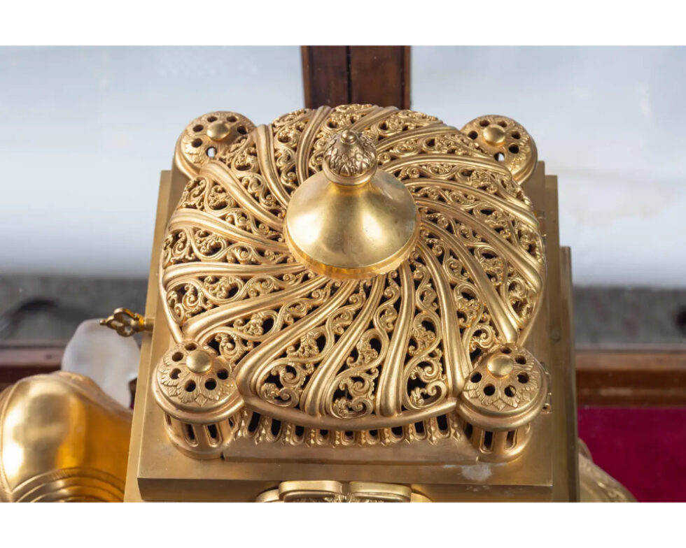 Exquisite Baccarat "Elephant" 'Cave A Liquor' - Exposition Universelle 1878 C. 1885 - Image 10