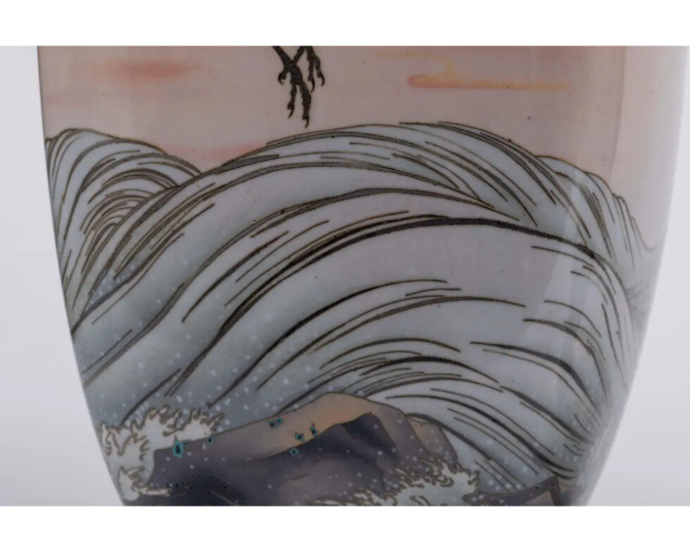 A Large Pair of Japanese Cloisonne Pink-Ground Vases Featuring Sunset and Cranes - Image 8