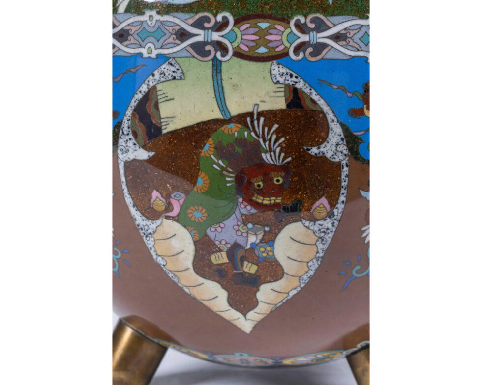 Majestic Japanese Cloisonne Enamel Covered Jar with Dragons, Theater Characters - Image 11