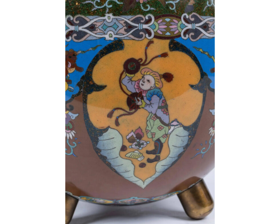 Majestic Japanese Cloisonne Enamel Covered Jar with Dragons, Theater Characters - Image 13