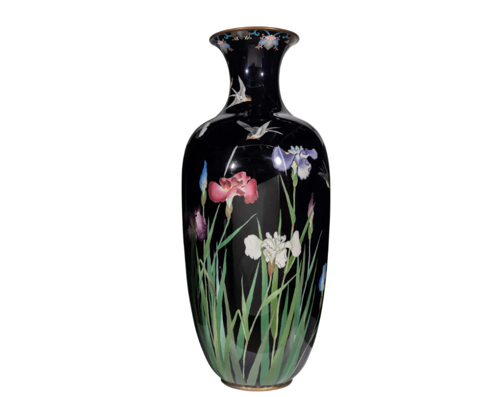 Palace-Sized Japanese Cloisonne Enamel Vase Adorned with Irises and Sparrows - Image 4