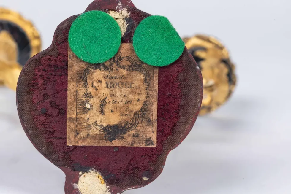 A Rare and Exquisite Pair of Ormolu-Mounted Bloodstone Two-Light Candlesticks - Image 18