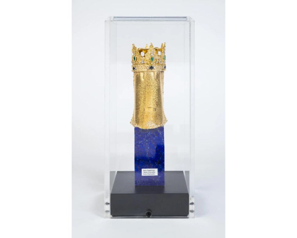 An 18K Gold and Gem Set Bust of a King, by George Weil London - Image 3
