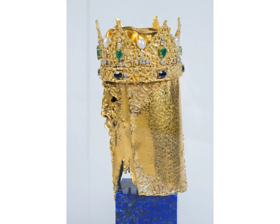 An 18K Gold and Gem Set Bust of a King, by George Weil London - Image 7