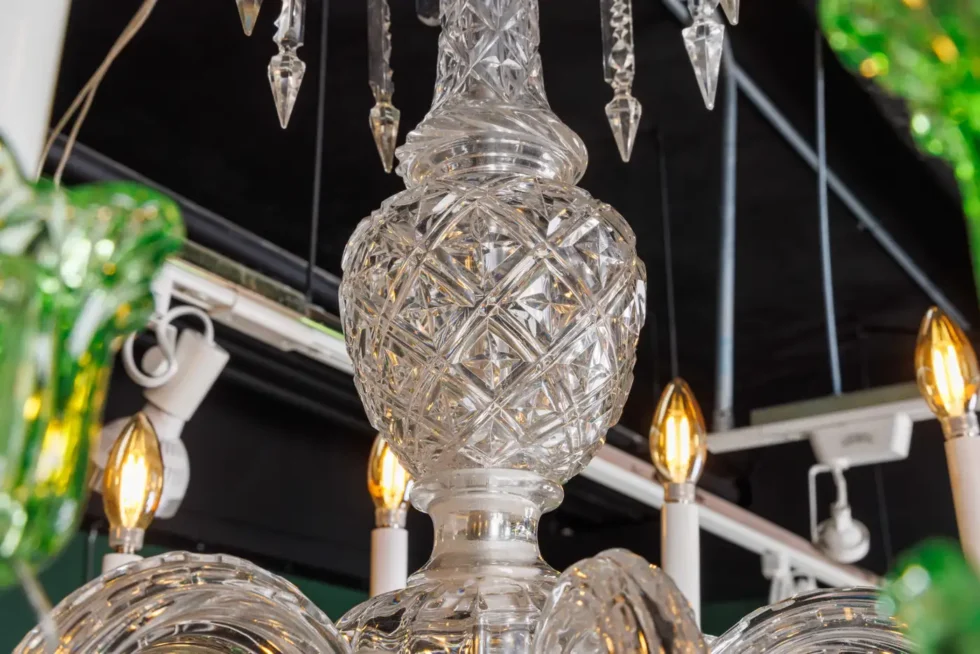 Cristalleries De Baccarat, a Large French Green and Clear Cut-Crystal Chandelier - Image 5