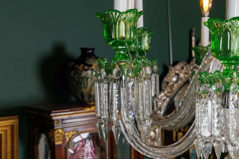 Cristalleries De Baccarat, a Large French Green and Clear Cut-Crystal Chandelier - Image 7