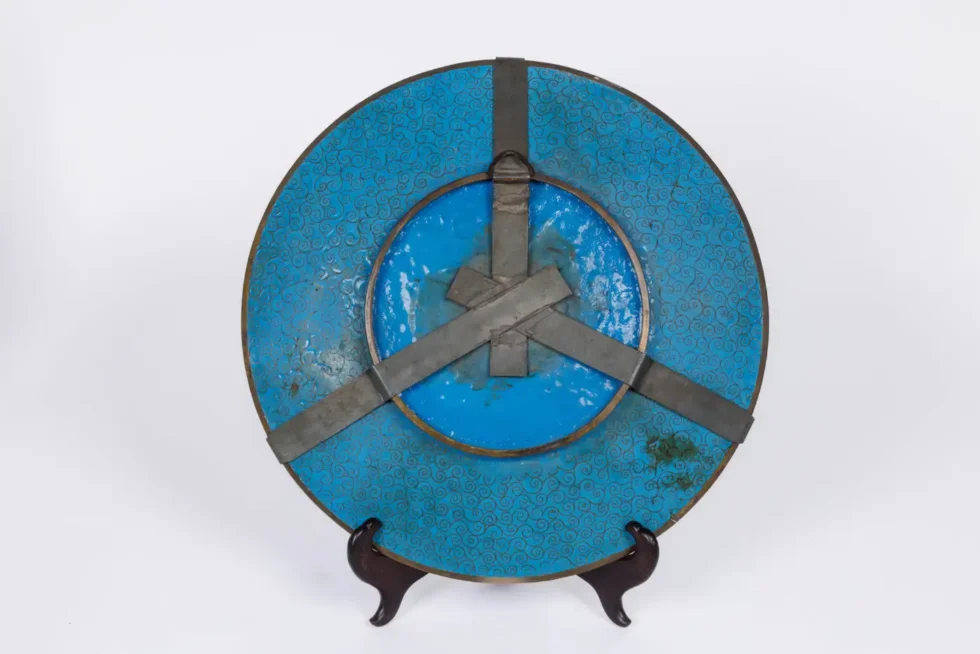An Exquisite Large Pair of Meiji Period Cloisonné Enamel Plates with Tsubas - Image 3