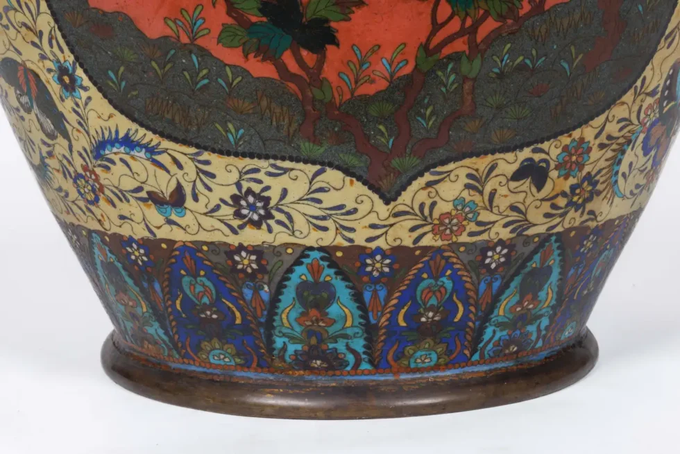 A Palatial Meiji Cloisonné Pink & Yellow Enamel Covered Jar with Butterflies - Image 6