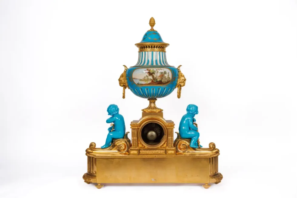 A Monumental and Exceptional French Ormolu and Turquoise Sevres Porcelain Clock - Image 5