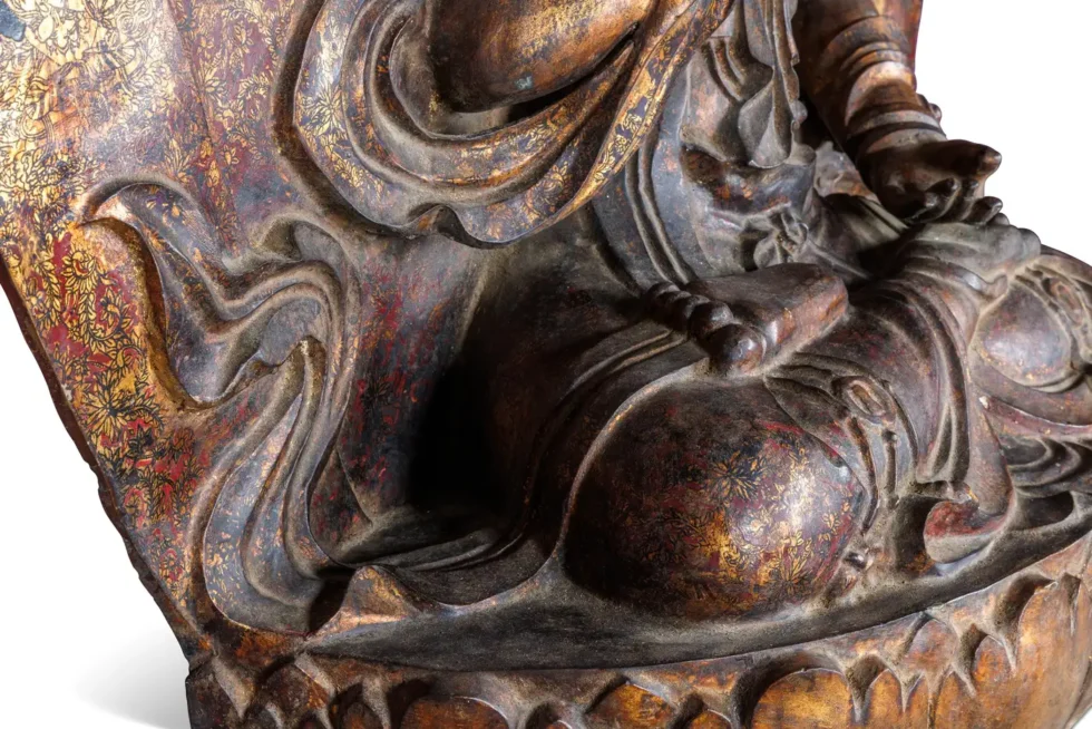 A Monumental Gilt-Lacquered Bronze Ornamental Buddha Sculpture of Vajravidarana - Image 5