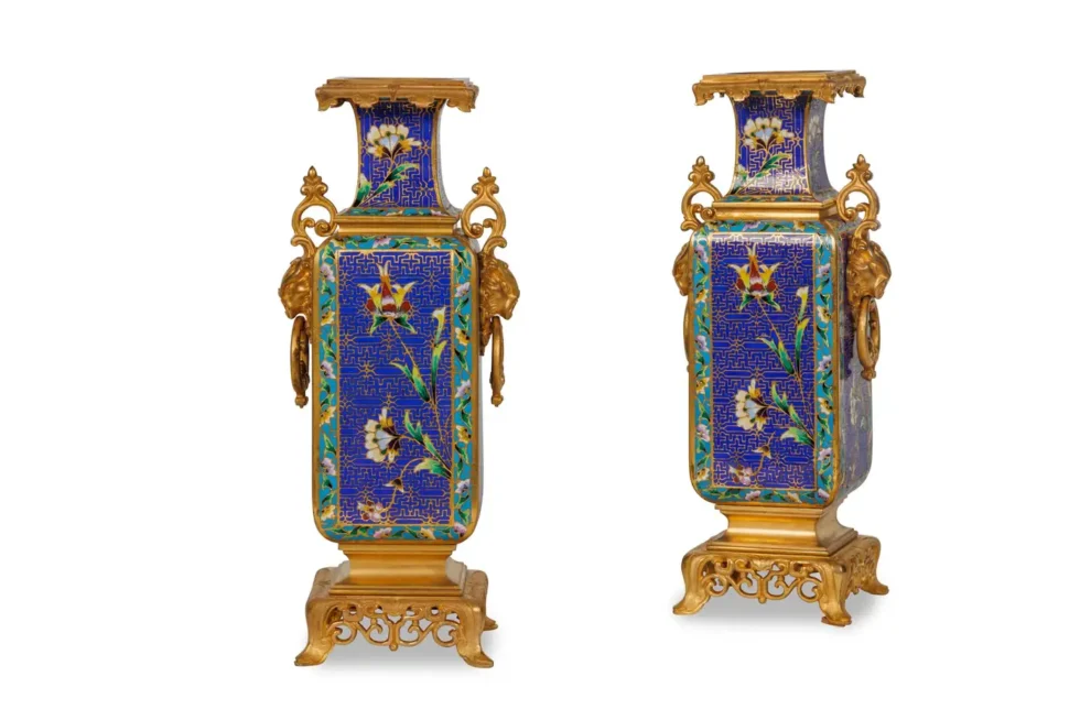 An Exceptional French Japonisme Ormolu and Champleve Enamel Five Piece Clock Set - Image 12