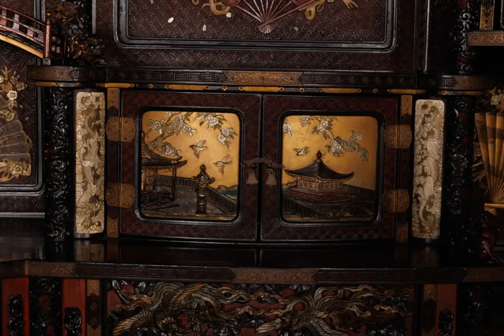 An Imperial Japanese Meiji Shibayama Tea Cabinet by The Tokugawa Samurai Clan - Image 12