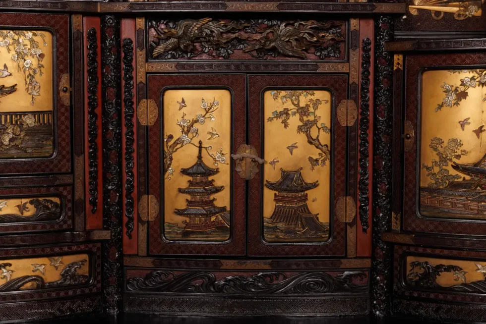 An Imperial Japanese Meiji Shibayama Tea Cabinet by The Tokugawa Samurai Clan - Image 9