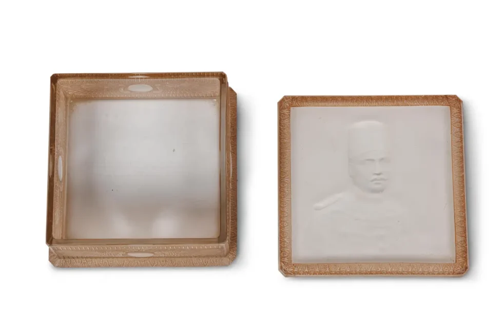 A Rare 1924 'King Fouad I' Box by René Lalique - Image 6