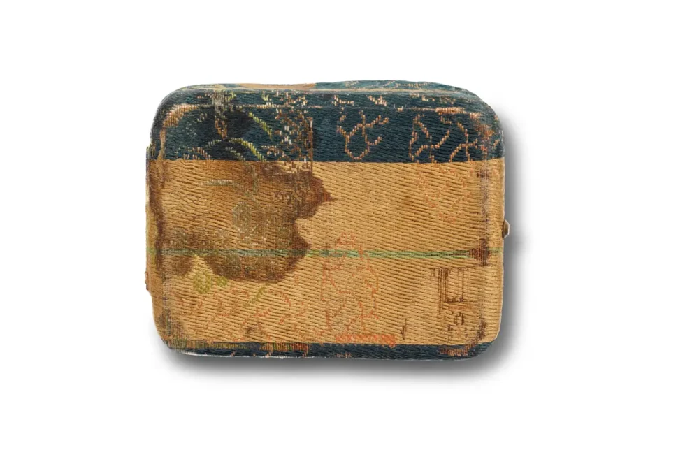 A Rare Alexis Falize Antique Gold and Cloisonné Enamel Locket, Circa 1867 - Image 8