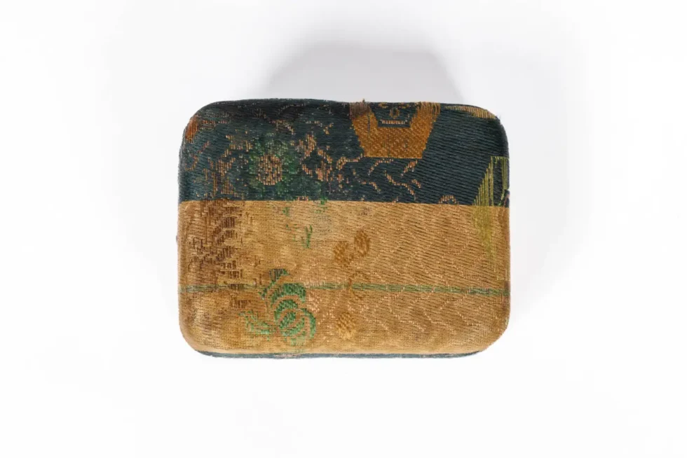 A Rare Alexis Falize Antique Gold and Cloisonné Enamel Locket, Circa 1867 - Image 9