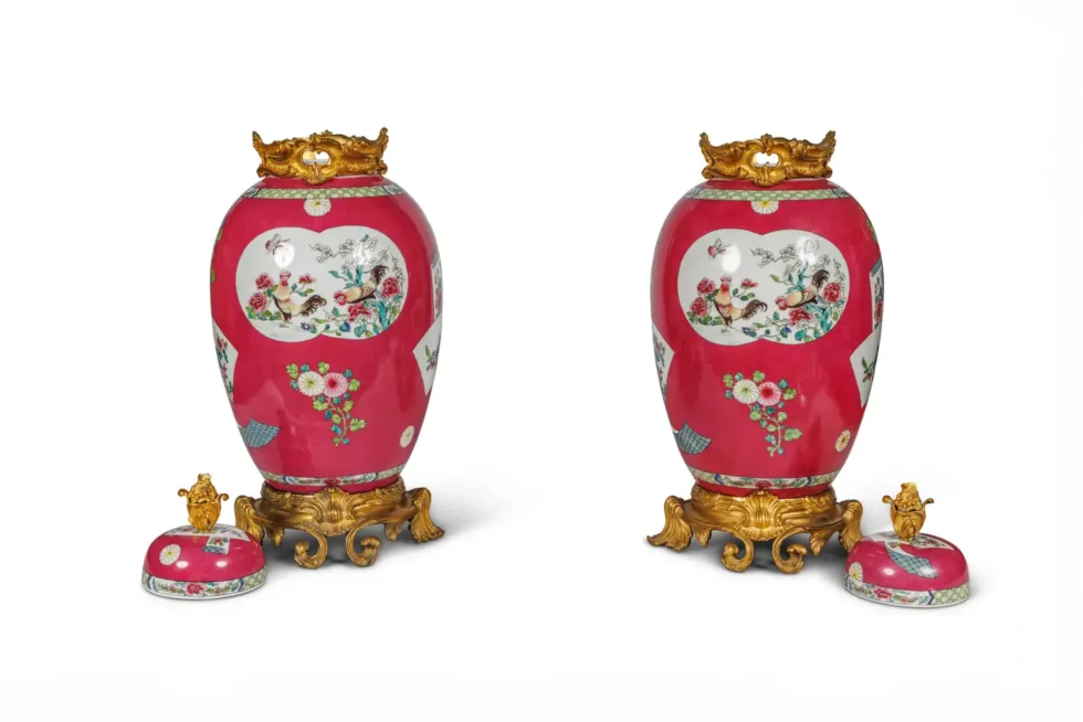 Magnificent Pair of Ormolu-Mounted Pink Chinese Porcelain Vases - Image 3
