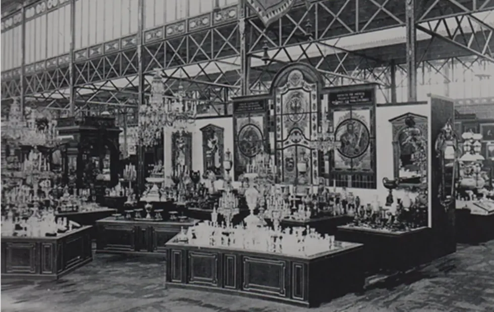 1876 Centennial Exhibition, J & L. Lobmeyr Ormolu Mounted Ruby Glass Centerpiece - Image 17