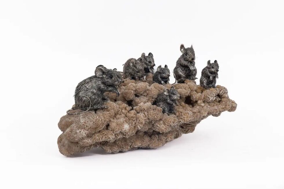 Playful Companions: A Rare Buccellati Sterling Silver Sculpture of Nine Mice - Image 2