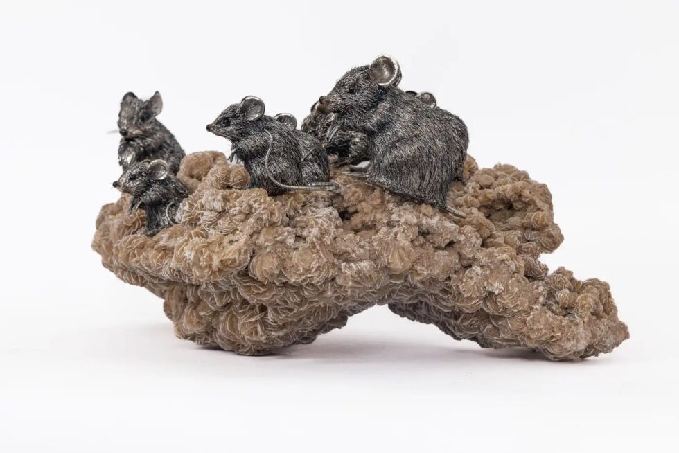Playful Companions: A Rare Buccellati Sterling Silver Sculpture of Nine Mice - Image 7