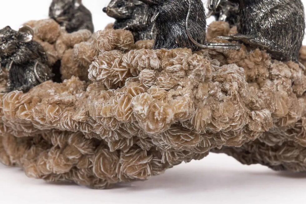 Playful Companions: A Rare Buccellati Sterling Silver Sculpture of Nine Mice - Image 8