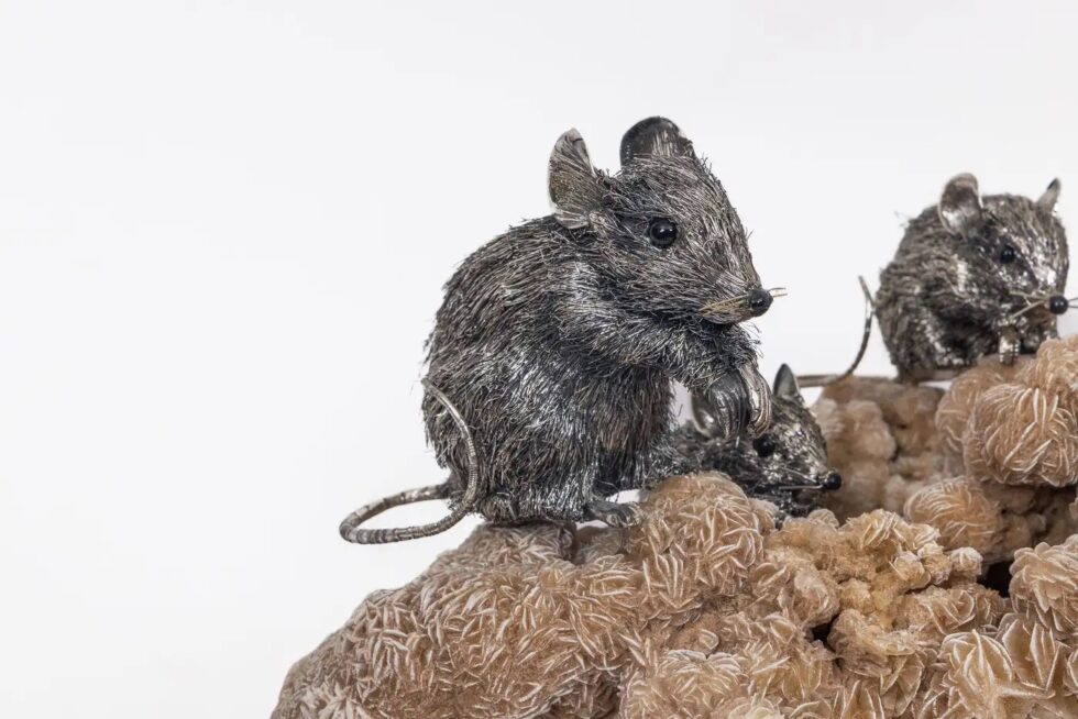 Playful Companions: A Rare Buccellati Sterling Silver Sculpture of Nine Mice - Image 10
