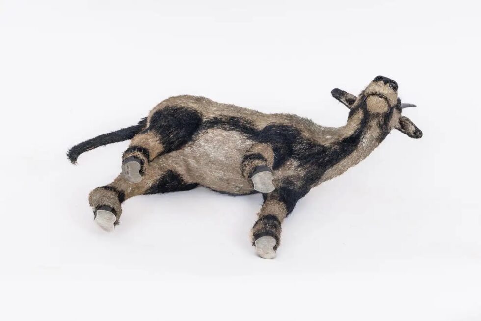 Desert Majesty: A Majestic Buccellati Sterling Silver Arabian Oryx - Image 12