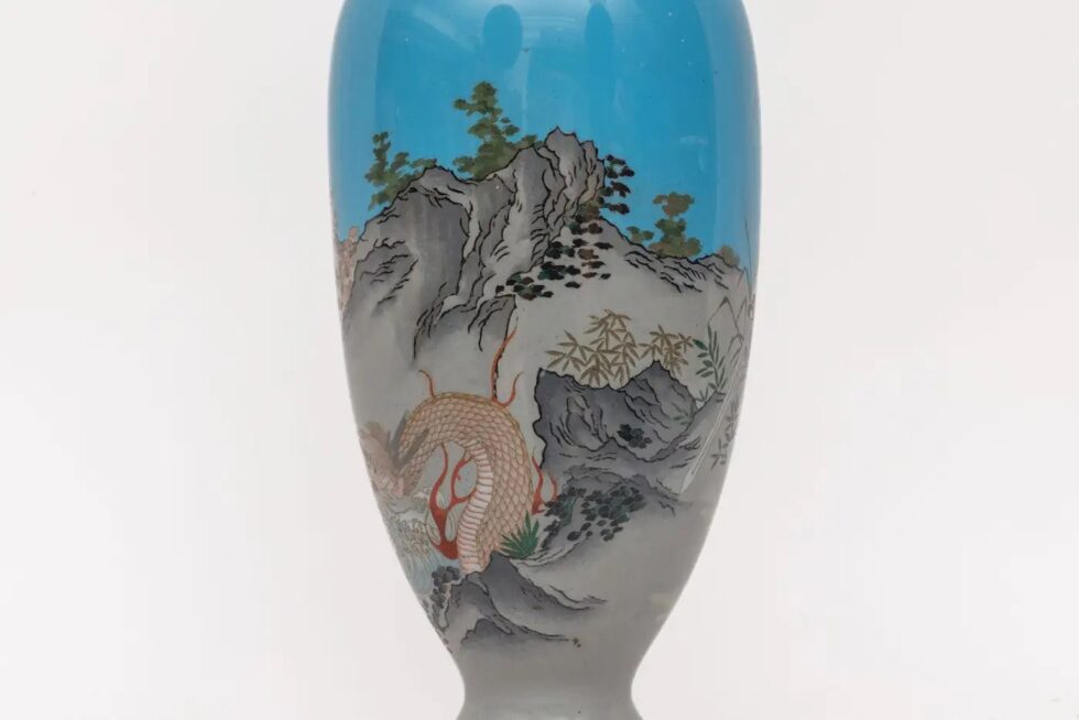 Monumental Pair of Japanese Cloisonné Enamel Vases with Warriors, Ota Tamashiro - Image 7