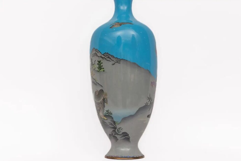 Monumental Pair of Japanese Cloisonné Enamel Vases with Warriors, Ota Tamashiro - Image 18