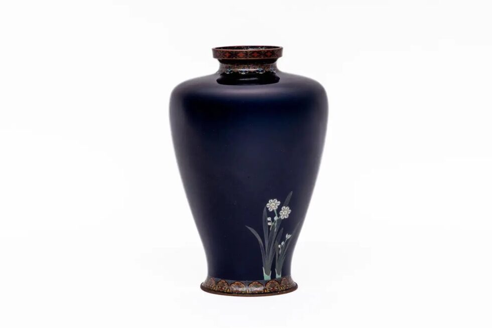 Japanese Meiji Cloisonné Enamel Vase with Cherry Blossoms, Ota Tamashiro - Image 2