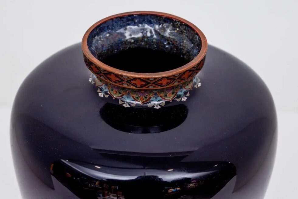 Japanese Meiji Cloisonné Enamel Vase with Cherry Blossoms, Ota Tamashiro - Image 6