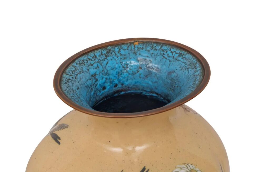 Monumental Japanese Three-Piece Peach Cloisonné Enamel Garniture, Nagoya Company - Image 11