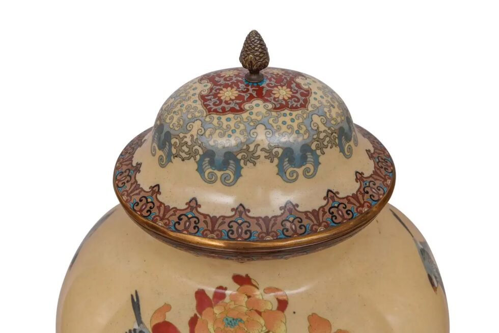 Monumental Japanese Three-Piece Peach Cloisonné Enamel Garniture, Nagoya Company - Image 12