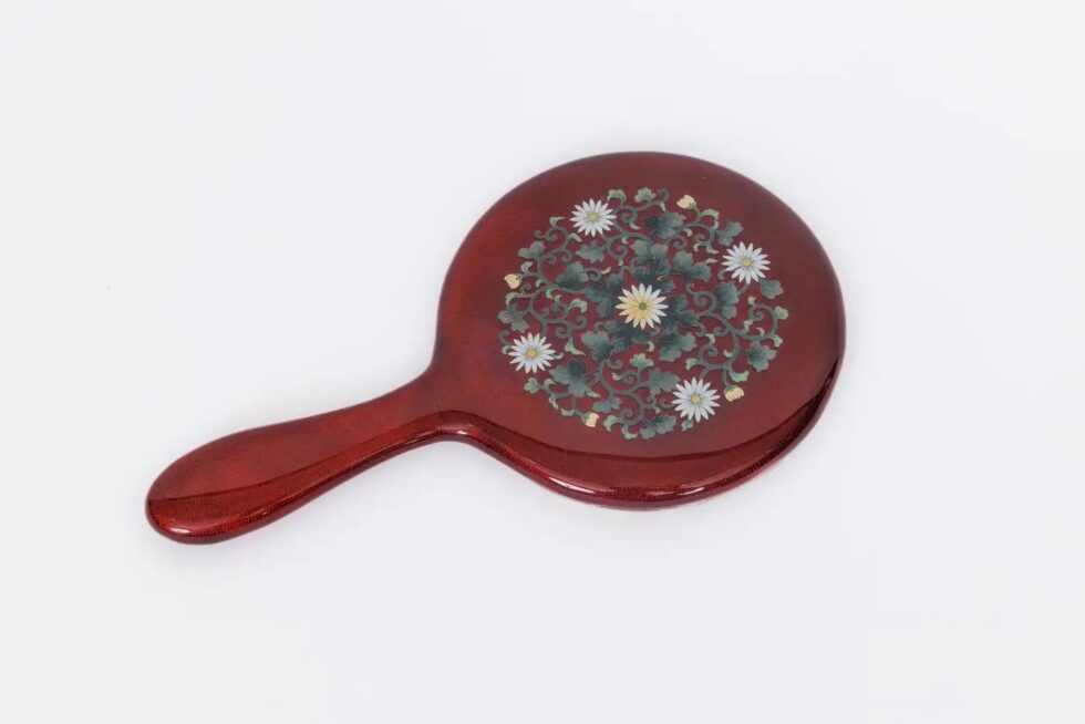 Exquisite Japanese Cloisonné Red Enamel Six-Piece Dressing Table Set, Ando Jubei - Image 8