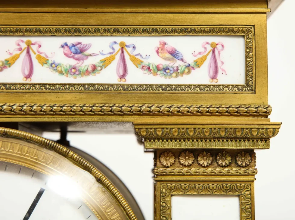 A Restauration Period Porcelain Inset Ormolu Mantel Clock, Attributed to Deniere - Image 10