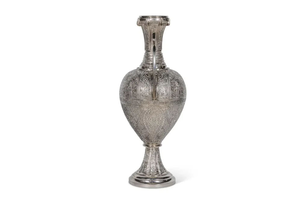 A Magnificent Pair of Silvered Bronze "Alhambra" Vases by Tiffany Studios - Image 5