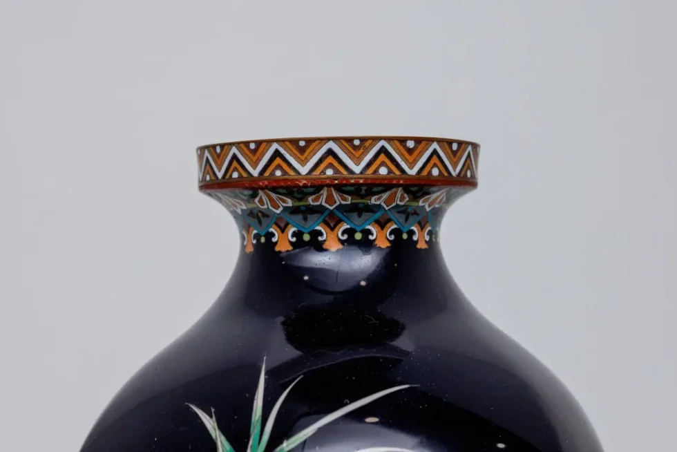 Rare Japanese Cloisonné Enamel Vase with Kingfisher and Reeds, Hayashi Kodenji - Image 7