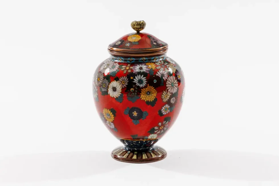 Rare Japanese Cloisonne Enamel Covered Jar with Transparent Red Ground Floral - Image 3